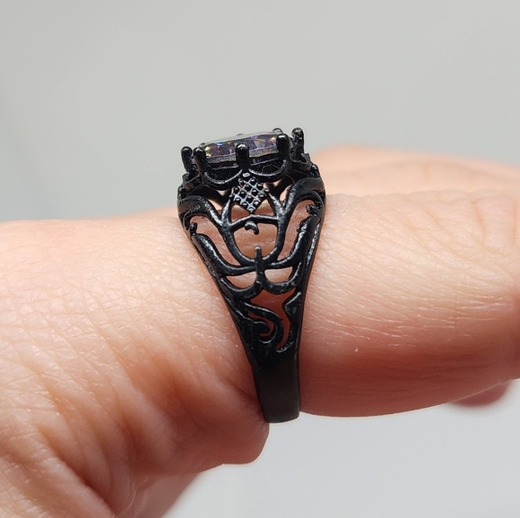 Mystic Topaz ring. SZ 9 - Picture 3 of 3